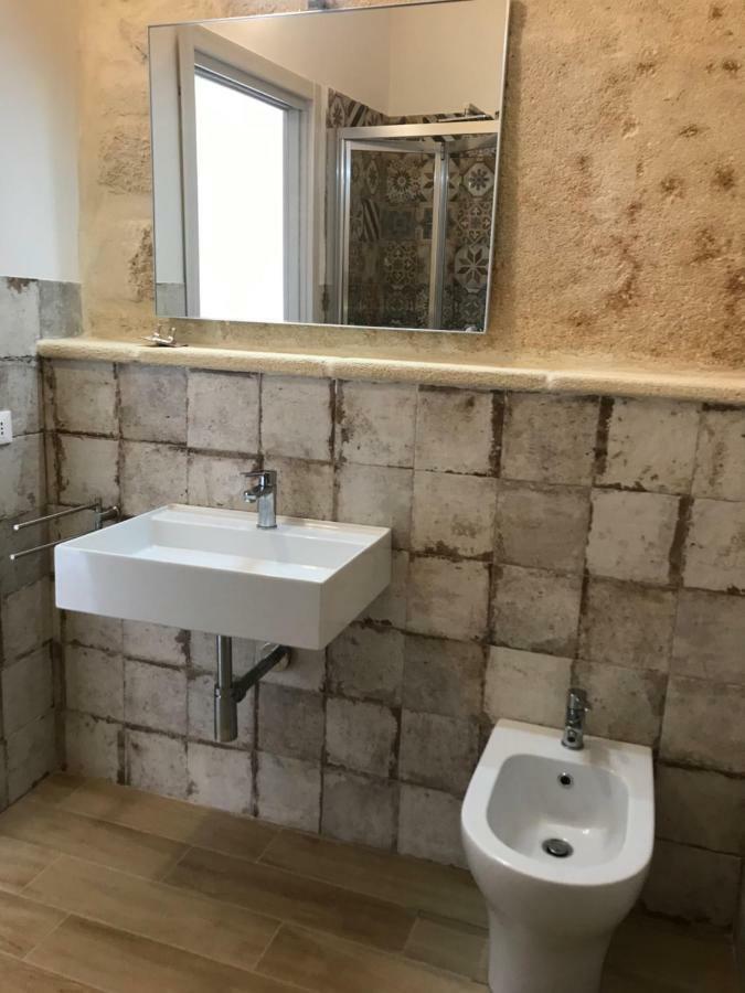 Cave Garden Rooms 法维尼亚纳 外观 照片