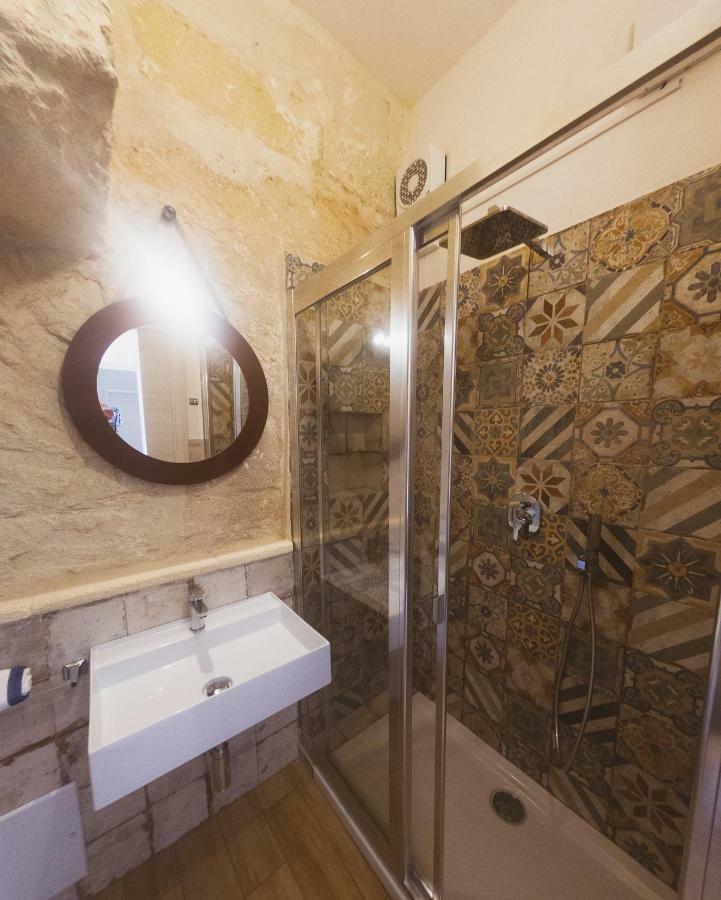 Cave Garden Rooms 法维尼亚纳 外观 照片
